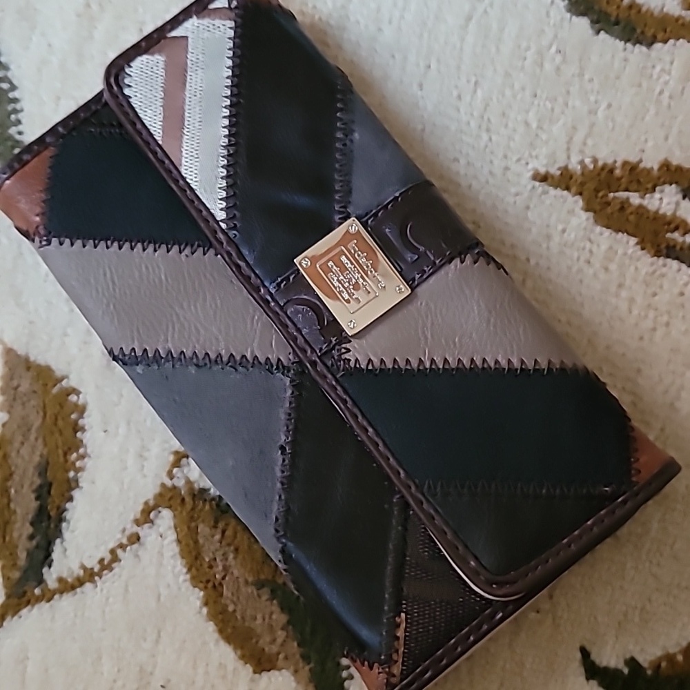 Liz Claiborne Women Brown Multicolor Patchwork Tri Fold Long Faux Leather Wallet